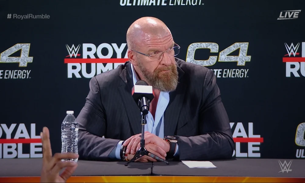 Triple H sobre Vince: "Queremos enfocarnos en lo positivo"