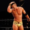 Ricky Starks sigue bajo contrato en AEW