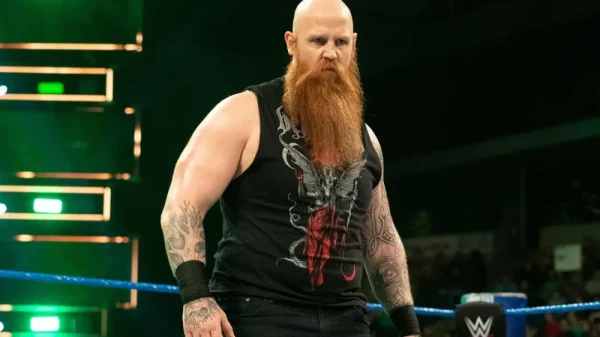 Erick Rowan estaría cerca de regresar a WWE