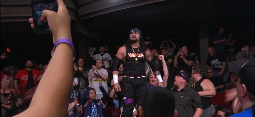 Mike Santana regresa a TNA en Rebellion