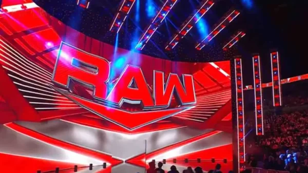 WWE RAW: Ex campeón mundial se encuentra en la ciudad