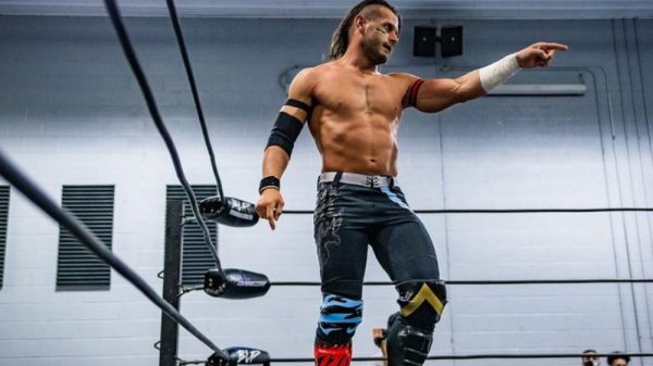 Alex Shelley: "Mike Bailey es el mejor fuera de WWE y AEW"