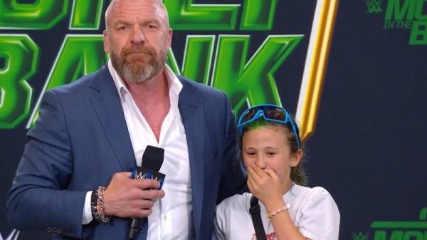 Triple H promete grandes sorpresas para Money in the Bank