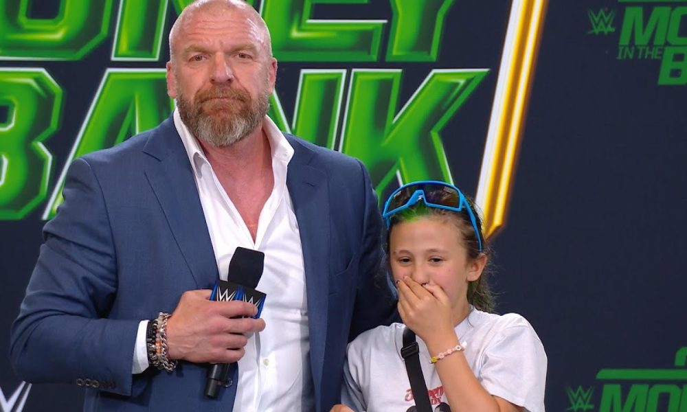 Triple H promete grandes sorpresas para Money in the Bank